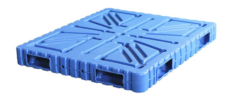 Four-way entry blow molded pallet